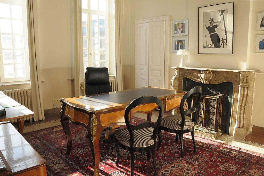 Petit Chateau A La Campagne. Beloeil Extérieur photo